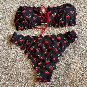 Black Cherry Print Swimsuit Scalloped Bikini Bandeau Strapless Top Medium